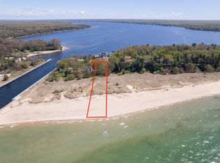 6169 Murray Rd, Whitehall, MI 49461