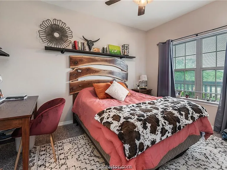 411 Ash St — Photo 11