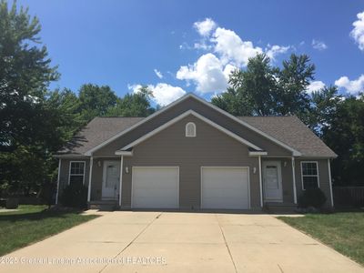 2121 Phillips Ave, Holt, MI, 48842