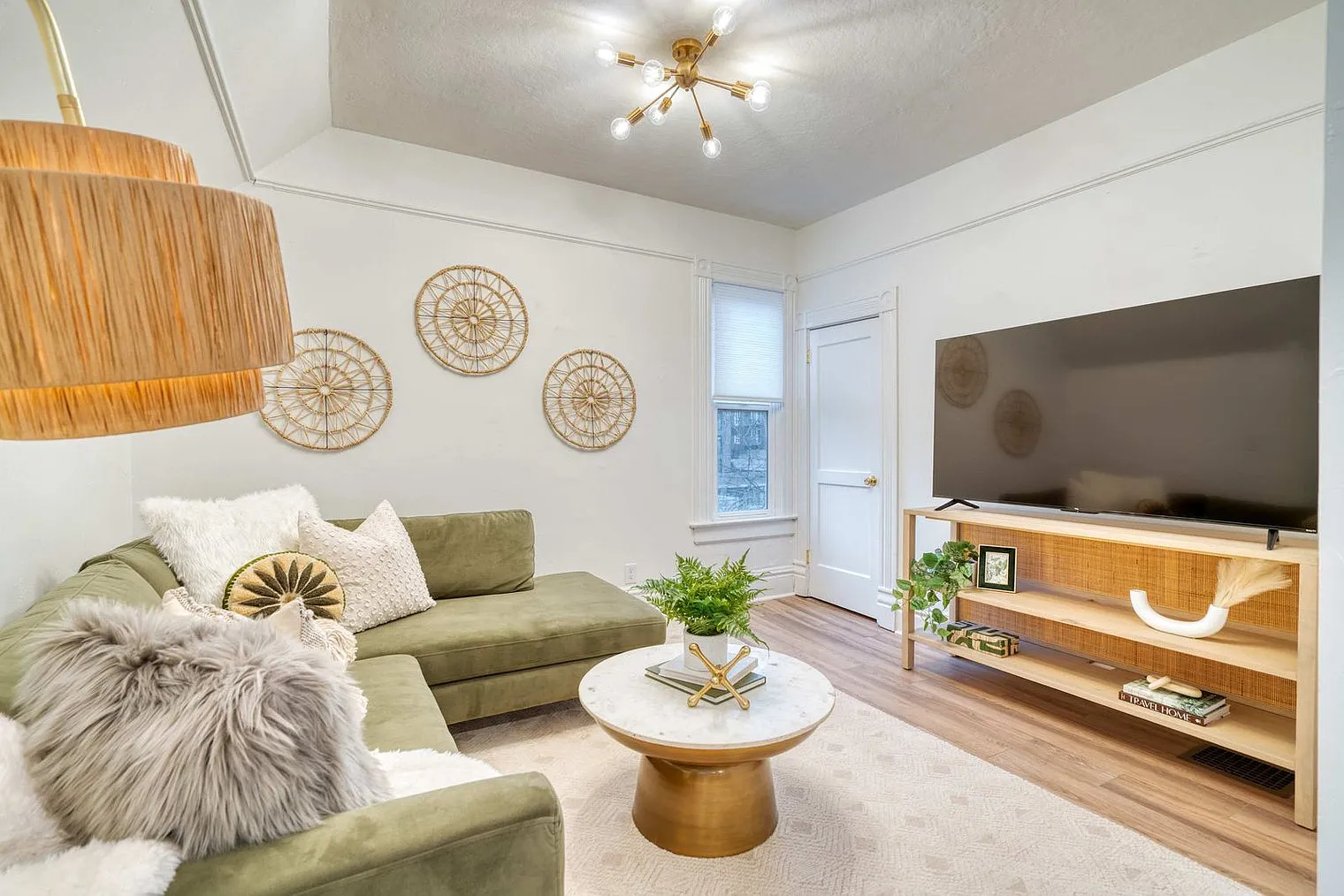 2 bed, 1.0 bath, 742 sqft, $3,717 — Photo 1