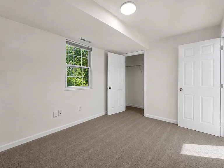 104 Middlesex Rd #2 — Photo 14