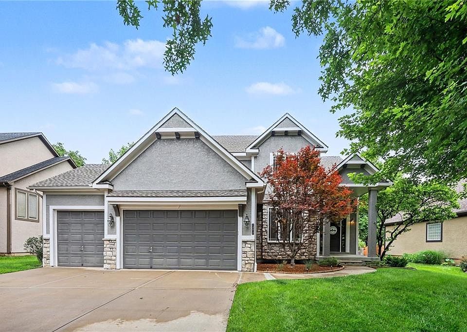 1st image of 24012 Saint Andrews Ct
