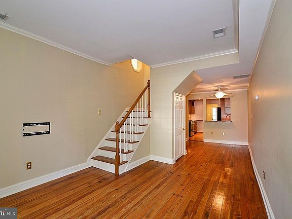 3rd image of 513 N Patrick St