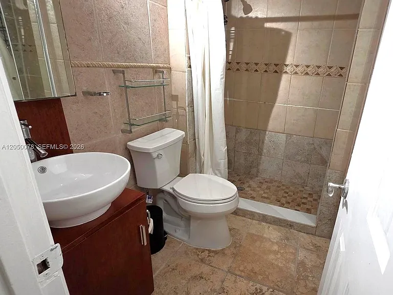 1301 NE Miami Gardens Dr #1113W — Photo 8