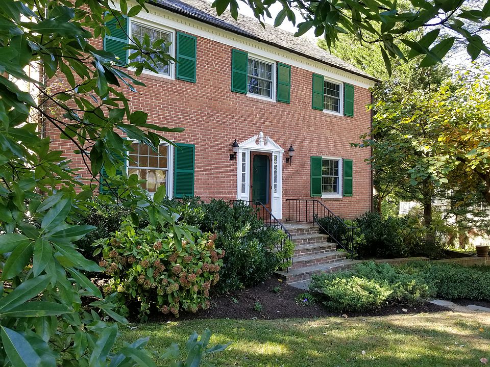 Lake Roland Park Area