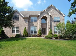 18052 Stony Point Dr, Strongsville, OH 44136