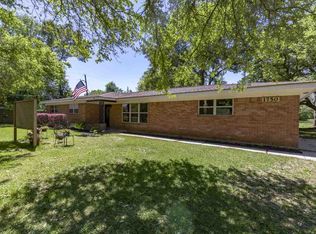 1750 Wooten Rd, Beaumont, TX 77707