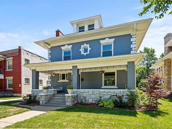 3rd image of 2121 Benton Blvd