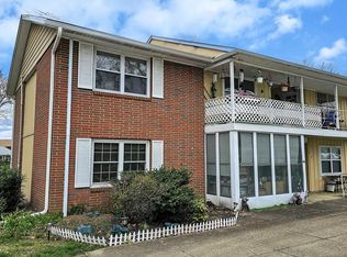 20 Buckingham Dr, Lakewood, NJ