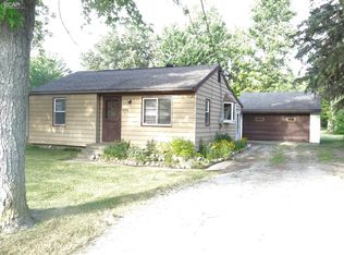 3378 Mills Acres St, Flint, MI 48506