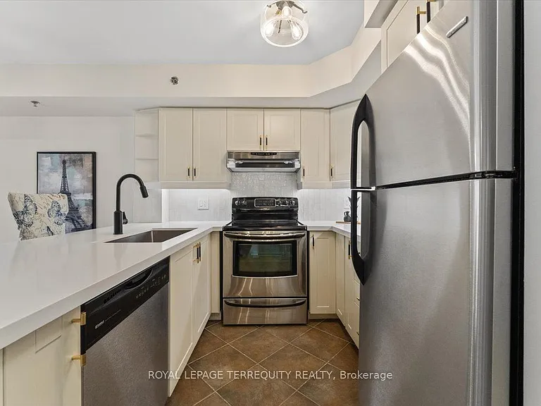 3070 Rotary Way #402 — Photo 10