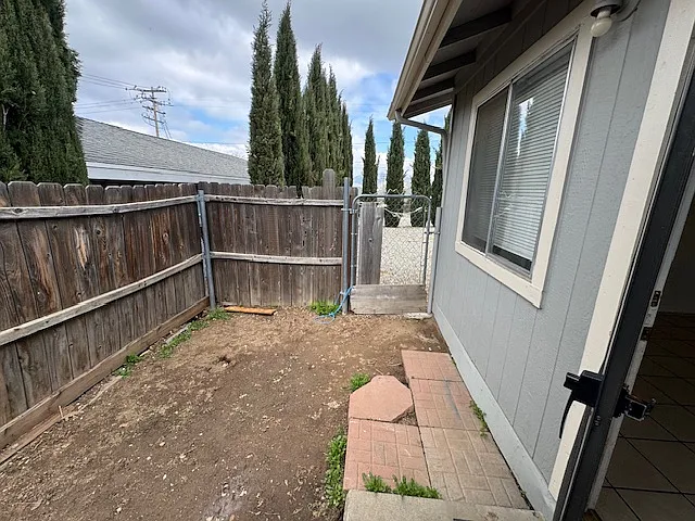 21130 Santa Barbara Dr #4 — Photo 20