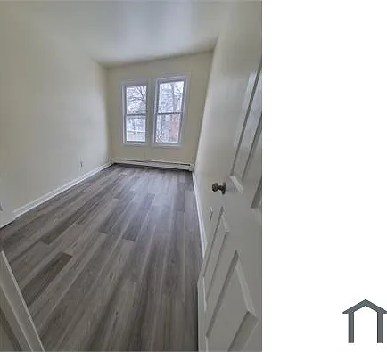 1019 Grove St #1R — Photo 6