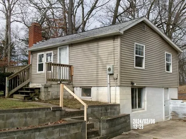 100 Lane 112 Turkey Lk, Lagrange, IN 46761