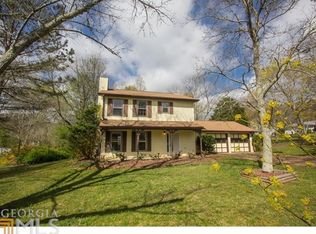 318 Breezy Dr SW, Marietta, GA 30064