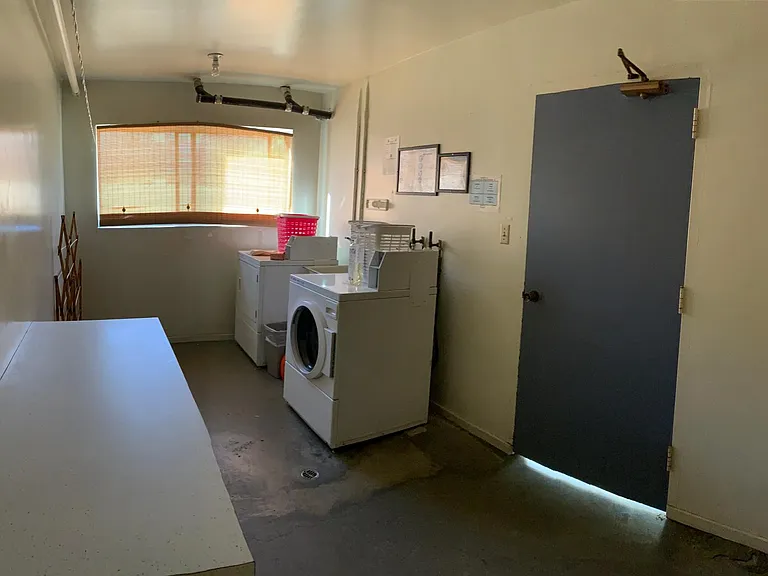 1515 Oak St #34 — Photo 23