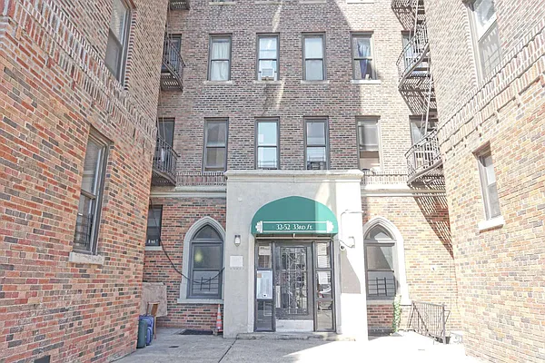 Rented by Compass | media 6