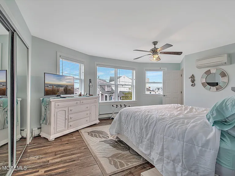 424 E Longport Ave — Photo 27