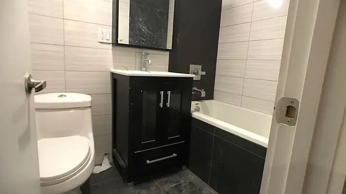 Rented by Nooklyn NYC LLC | media 25