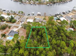 5 Bay Grove Rd, Freeport, FL 32439