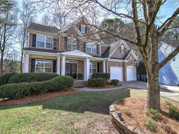 301 Windswept Ct, Powder Springs, GA 30127