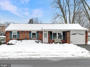 35 S Oak St, Lititz, PA 17543