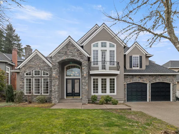 2037 NW Woodrose Dr, Portland, OR 97229