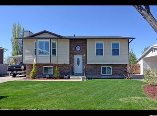 982 S 225 E, Layton, UT 84041