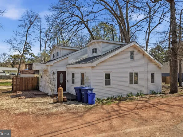 16 Pear Ave, Browns Mills, NJ 08015