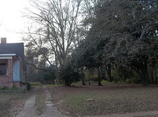 512 E Lee St, Thomaston, GA 30286