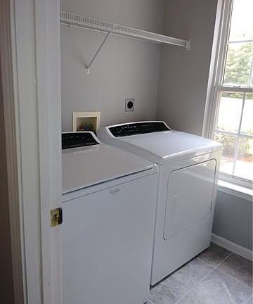 5th image of 15607 Dehavilland Dr