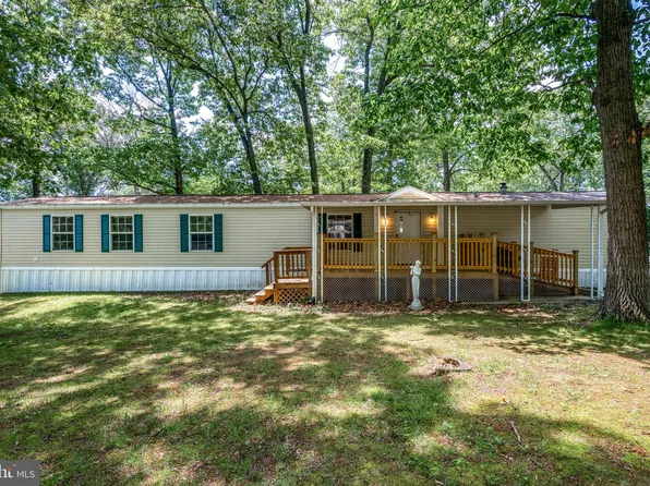 122 Oak Leaf Dr, Windsor, PA 17366
