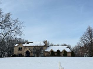 5310 Ridge Trl N, Clarkston, MI 48348