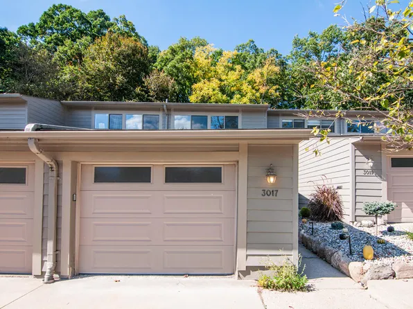 3017 Lakehaven Ct, Ann Arbor, MI 48105