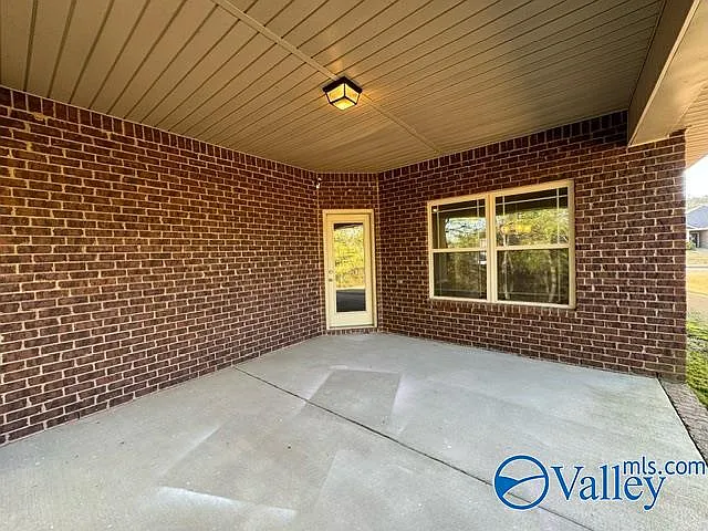 140 Clydesdale Ln — Photo 40