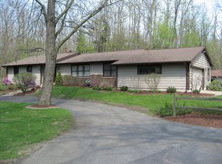 6112 Old Porter Rd, Portage, IN 46368