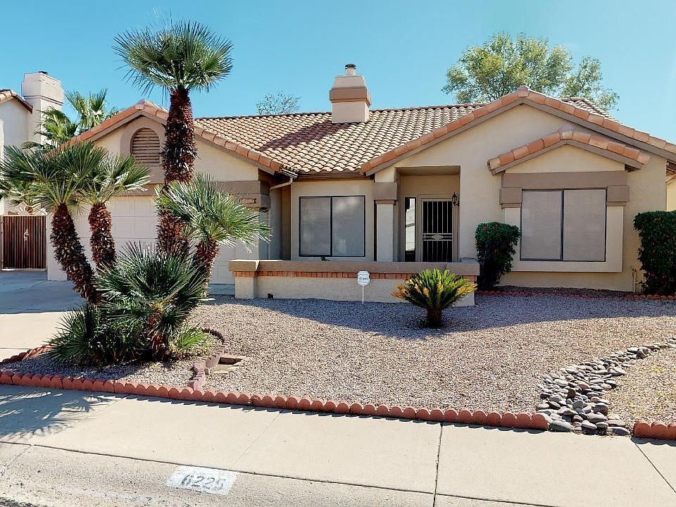 6225-N-Grandview-Road-Front-of-House