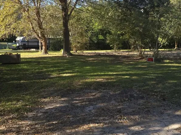 129 General Washington Blvd, Bonneau, SC 29431