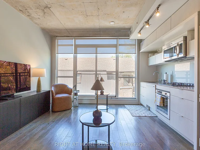 130 Rusholme Rd #202 — Photo 13