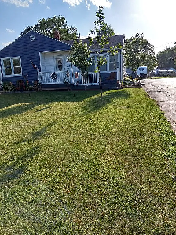 618 Willard Ave photo 1