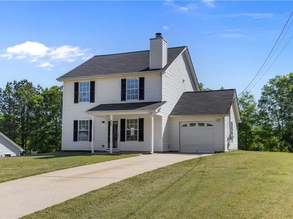 150 Fairclift Dr, Covington, GA 30016