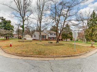 2310 Waynick St, High Point, NC 27265