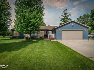 1168 S Vassar Rd, Burton, MI 48509