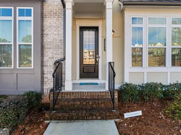 3297 Park Pointe Cir, Scottdale, GA 30079