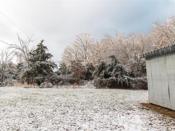 14467 Worth Ln, Plato, MO 65552