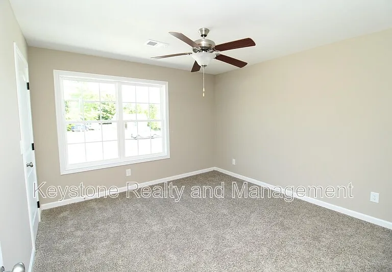301 Landrum Pl #F — Photo 7