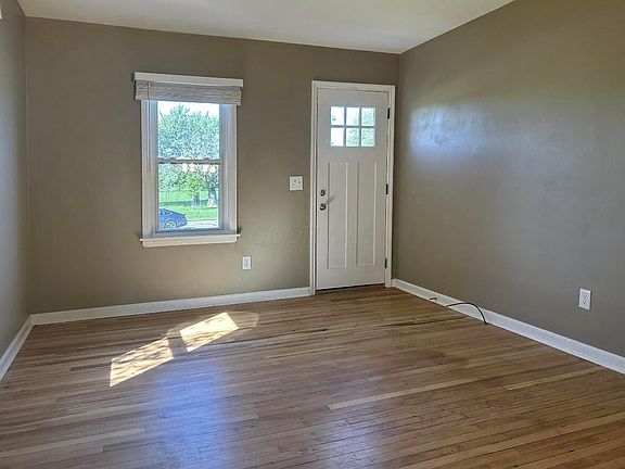 3rd image of 639 Morse Rd