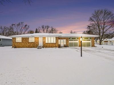 671 E 13th St, Holland, MI, 49423