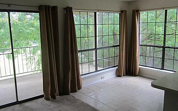 3rd image of 2505 Wedglea Dr #224