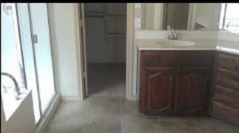 3rd image of 1450 Del Mar Dr